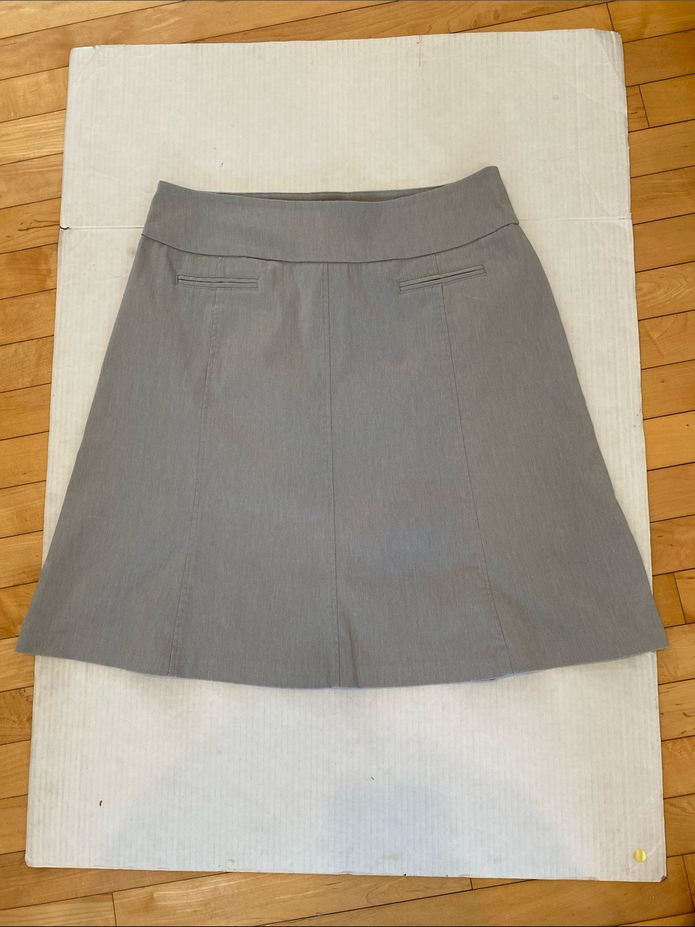 Reitmans Gray A-Line Women's Pull- On  Skirt with stretch size 11